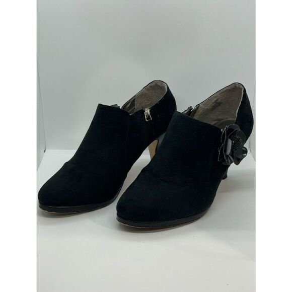 Avenue Shoes - Sexy Black High Heeled Booties By Avenue. Size 12W